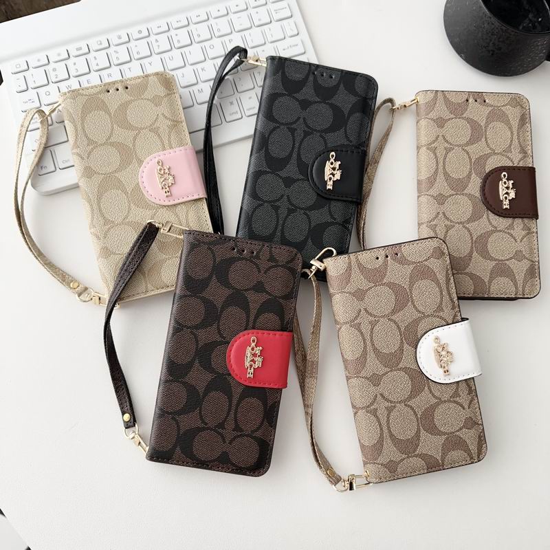 Coach card bag 04